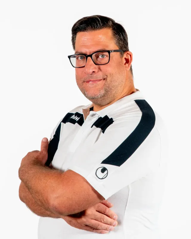 Arne L.